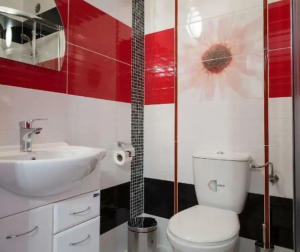 Budzowy Dworek Pensión *