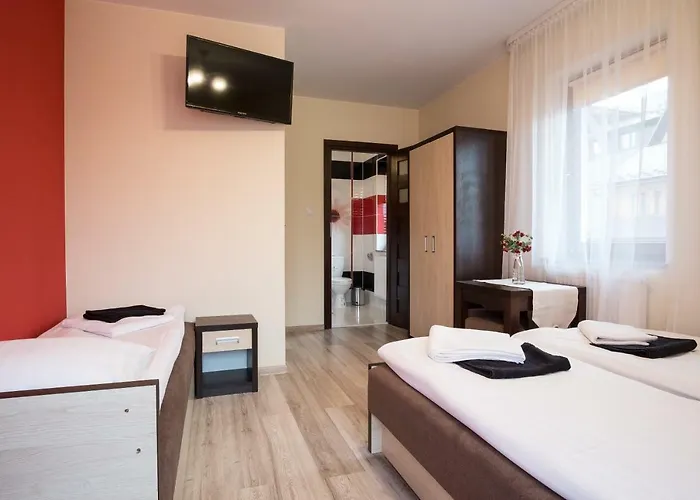 Budzowy Dworek Pensión *