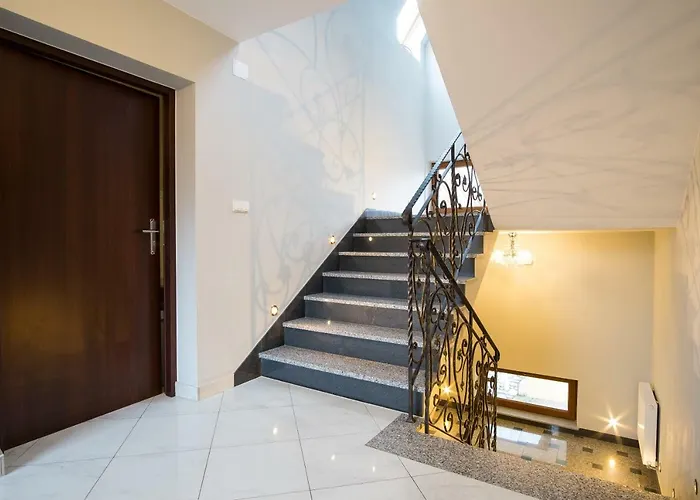 Budzowy Dworek Pensión *